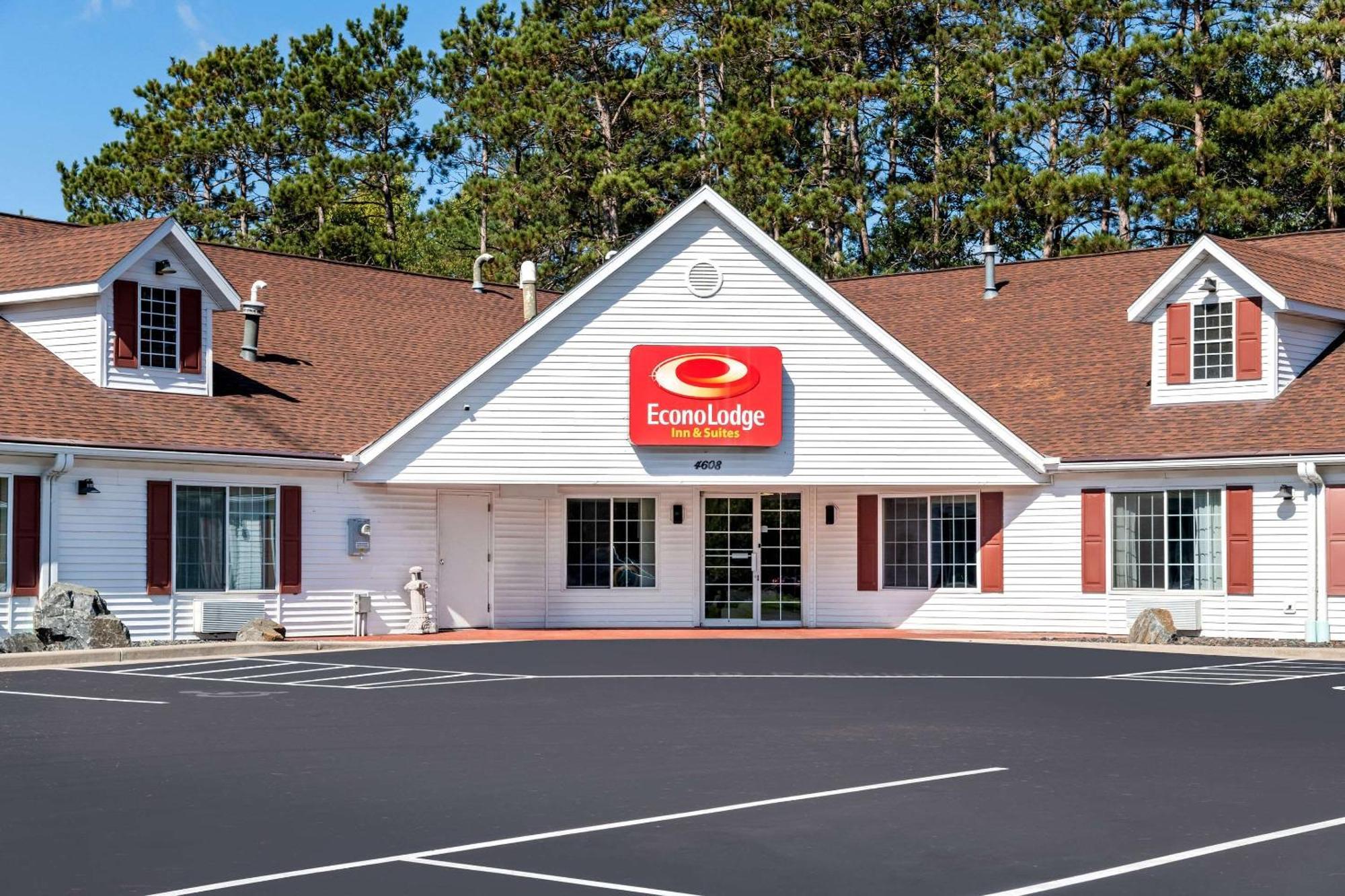 Econo Lodge Inn & Suites Eau Claire Eksteriør billede