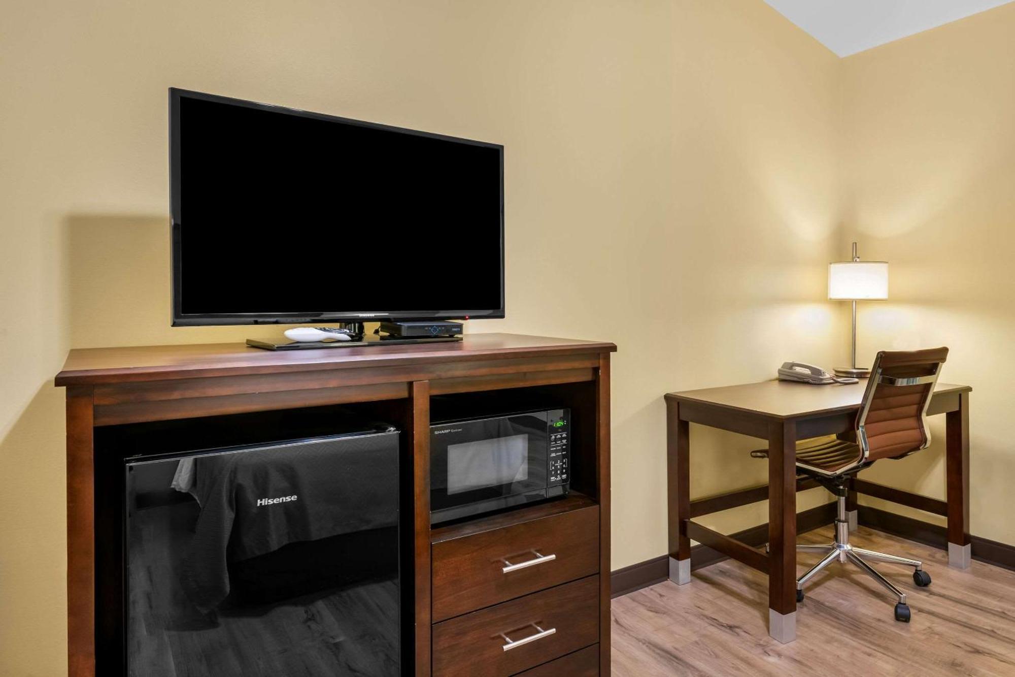 Econo Lodge Inn & Suites Eau Claire Eksteriør billede