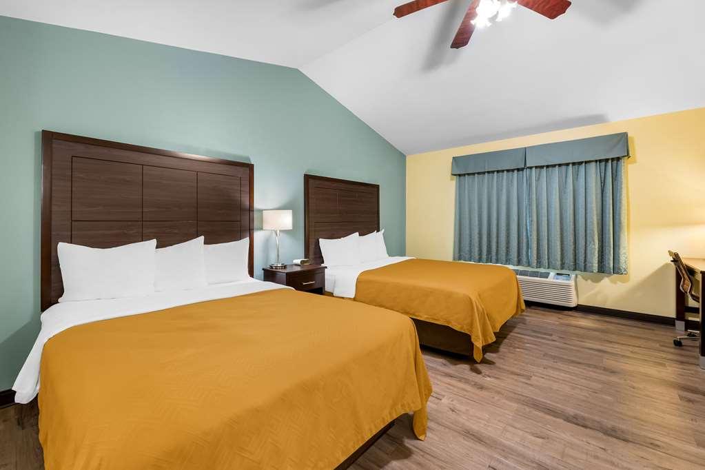 Econo Lodge Inn & Suites Eau Claire Værelse billede