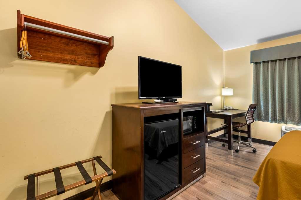 Econo Lodge Inn & Suites Eau Claire Værelse billede
