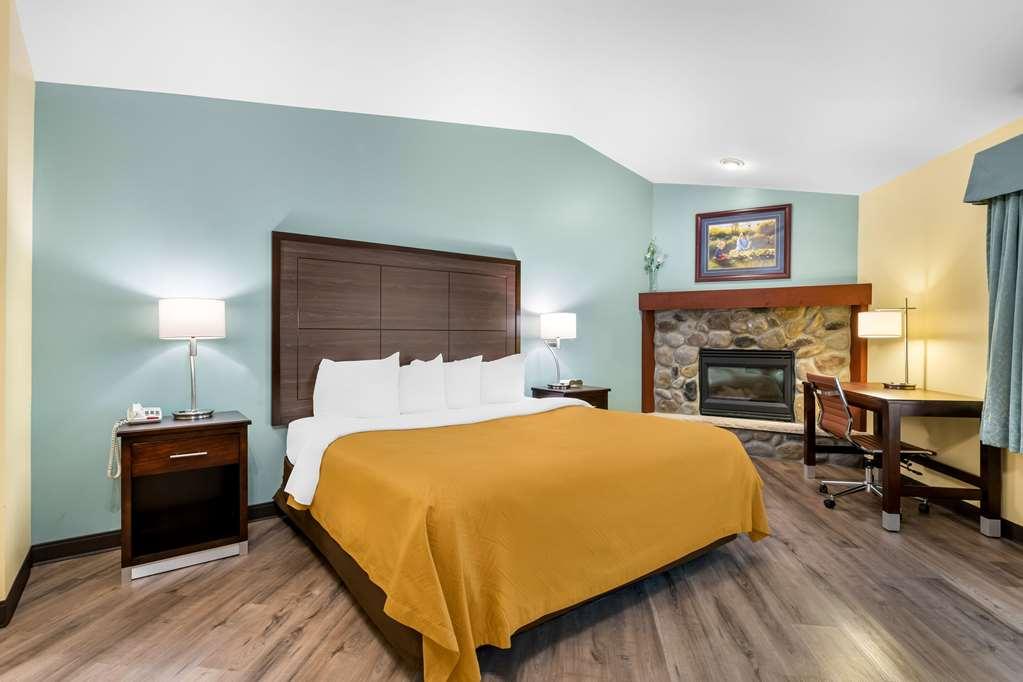 Econo Lodge Inn & Suites Eau Claire Værelse billede